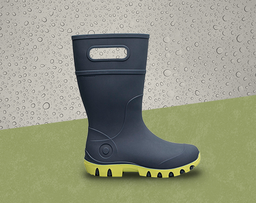 Shop the Kids' Essential Rainboot featuring the style in navy.